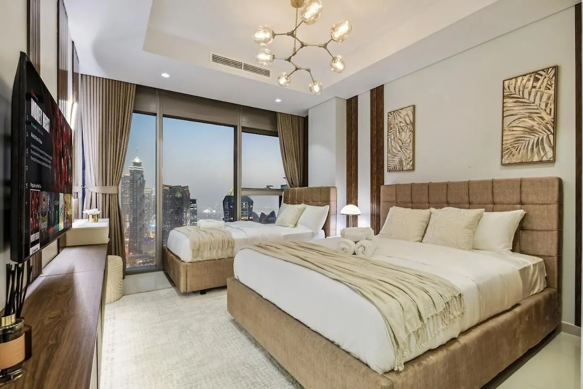 Dive Into Luxury With Infinity Pool & Burj Khalifa Apartment Dubai