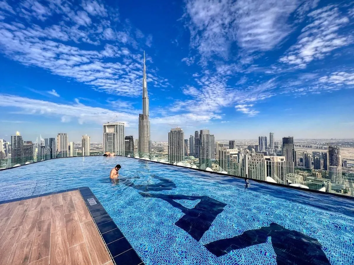 Dive Into Luxury With Infinity Pool & Burj Khalifa Apartment Dubai